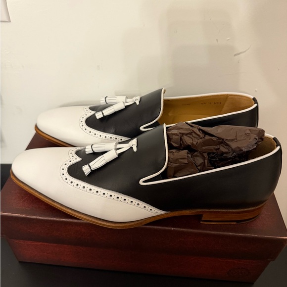 Mezlan Black and White Tassel Loafers main image 4